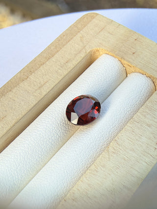 2.85ct Natural Deep Red Garnet – Oval Cut