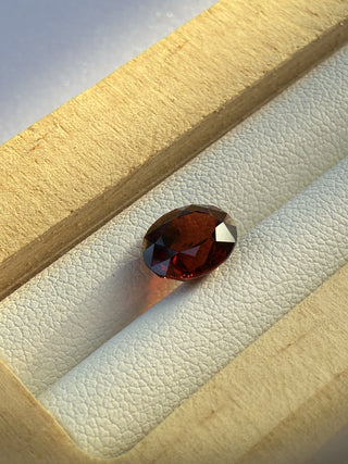 2.85ct Natural Deep Red Garnet – Oval Cut