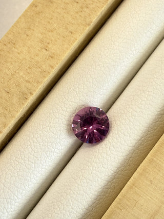 0.80 Carat Ceylon Pink Sapphire – Round Brilliant Cut